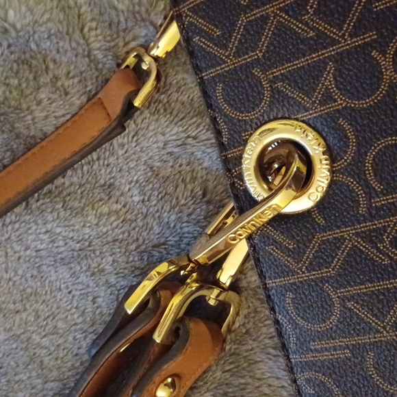 CALVIN KLINE TOTE PURSE LIKE NEW BEAUTIFUL - Picture 9 of 12